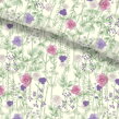 Romantické bavlnené obliečky s potlačou rozkvitnutých lúčnych kvetov v ružových a fialových tónoch zo 100% bavlny.  
