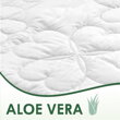 Vankúš ALOE VERA WHITE s dvojitým obalom pre vysoký komfort pri spánku, vďaka výťažkom z Aloe Vera priaznivo pôsobí na imunitu a obranyschopnosť organizmu.