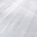 Set damaškových obliečok na vankúš DANUBE v bielej farbe s 2mm pásikom.