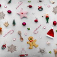 Obliečka na vankúš s vianočným motívom Happy vyrobené v textilke Áčko Ružomberok.