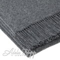 Vlnená deka MERINO z ovčej vlny tmavo-šedej farby.