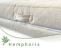 Prírodný konopný matrac Hemphoria 80x200 cm s výškou až 30 cm. S dvomi stupňami tvrdosti a naturálnym ľanovým obalom s konopnými vláknami pre dokonalé spojenie prírody.