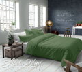Luxusné jednofarebné saténové obliečky stredne zelenej farby tkané z kvalitnej jemnej 100% bavlny.