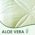 Vankúš ALOE VERA GREEN z našej dielne vyrobený s dvojitým obalom pre vysoký komfort pri spánku, vďaka výťažkom z Aloe Vera priaznivo pôsobí na imunitu a obranyschopnosť organizmu. 