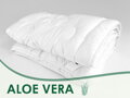 Stredne hrejivý paplón a vankúš Aloe Vera White. Antialergický set paplóna a vankúša pre Váš zdravý spánok. Vyrobené v Áčko Ružomberok.