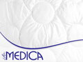 Stredne hrejivý predĺžený paplón Medica Micro pre všetkých dlhonohých. Výnimočne jemný na dotyk. Dokonalé pohodlie. Predĺžený paplón, vhodný aj pre alergika.
