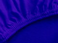 Napínacia Jersey plachta v sýtej kráľovskej modrej farbe s praktickou gumou po celom okraji.