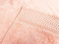 Objavte prémiový set uterákov LUNA z česanej bavlny s vysokou gramážou 600g/m². Jemný vzor, elegantná bordúra a dokonalá savosť. Osuška + uterák v svetlo oranžovej farbe.
