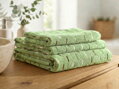 Darčekový set uterákov a osušky Lino s elegantným pásikavým vzorom v zelenej farbe. Uteráky do každej domácnosti. Skvelý tip na darček.