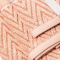 Darčekový 3-set uterákov a osušky v elegantnom žakárovom prevedení ružovkastej farby. 