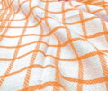 Kvalitná bavlnená utierka MONACO Orange v bielo-oranžovom károvanom prevedení. 