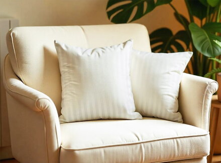 2 set damaškových obliečok na vankúš VIENNA White