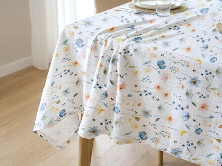 Obrus ADEL s nešpinivou úpravou