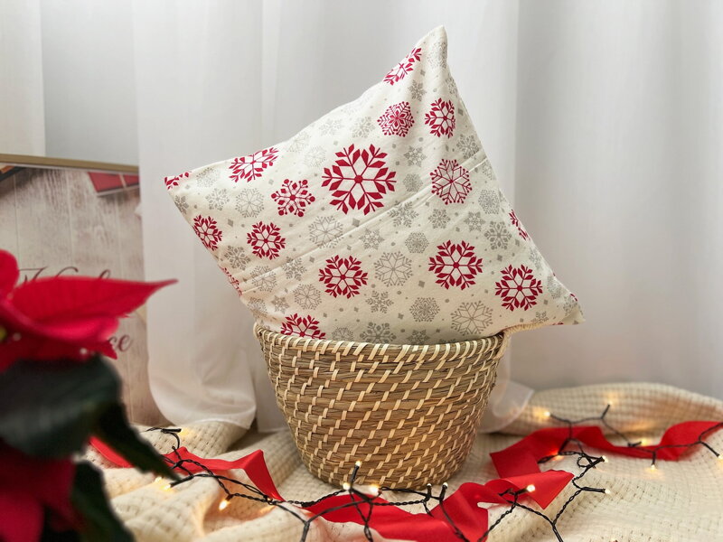 Flanelová obliečka na vankúš SNOWFLAKES Red